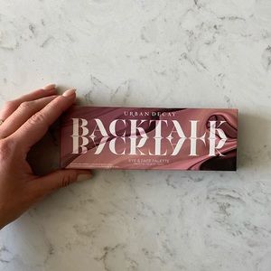 Urban Decay eye and face pallet